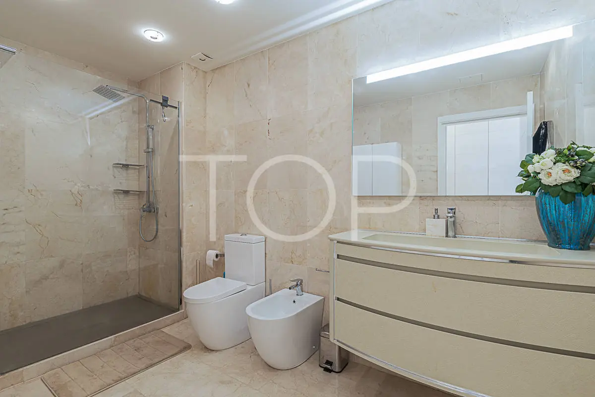 Apartament-La-Caleta-Bathroom1-Tenerife-1