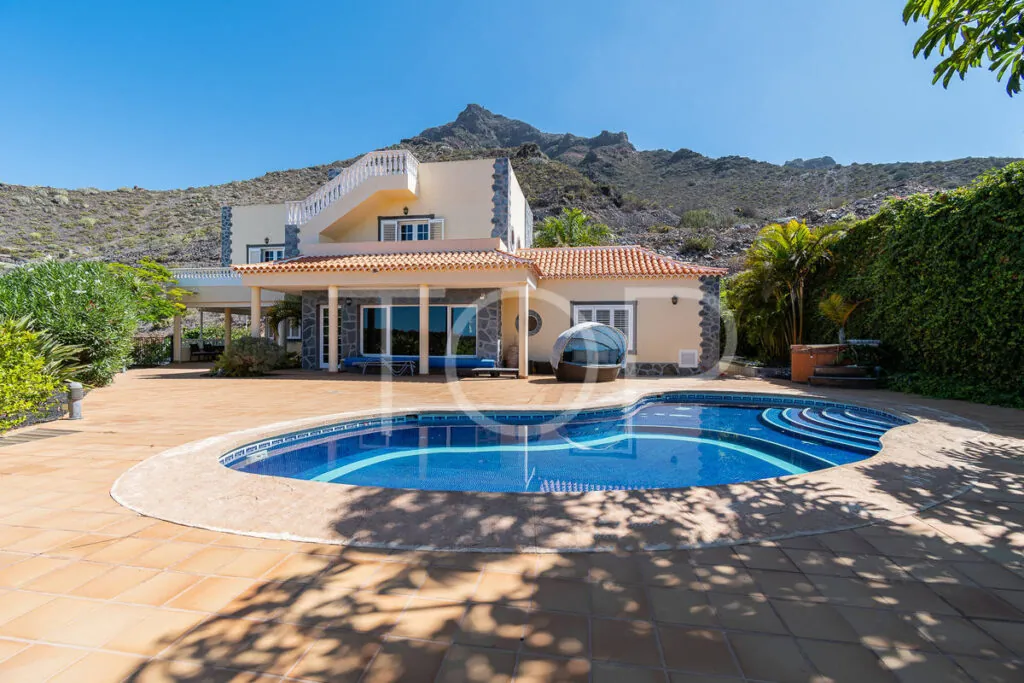 Villa-Immobilien-Übersicht-Roque-del-Conde-Teneriffa-1