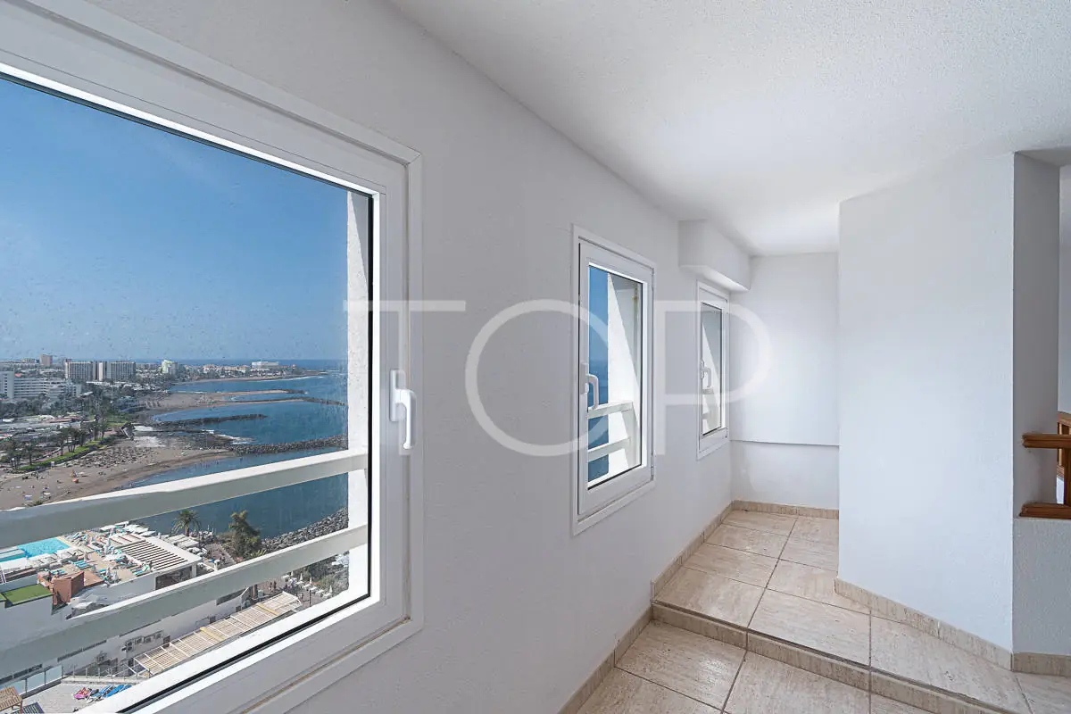 Penthouse-San-Eugenio-Bedroom1-Tenerife-2