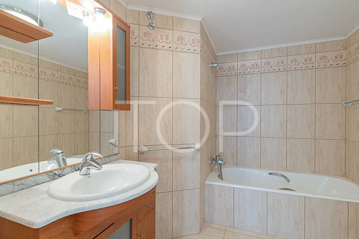 Penthouse-San-Eugenio-Bathroom1-Tenerife