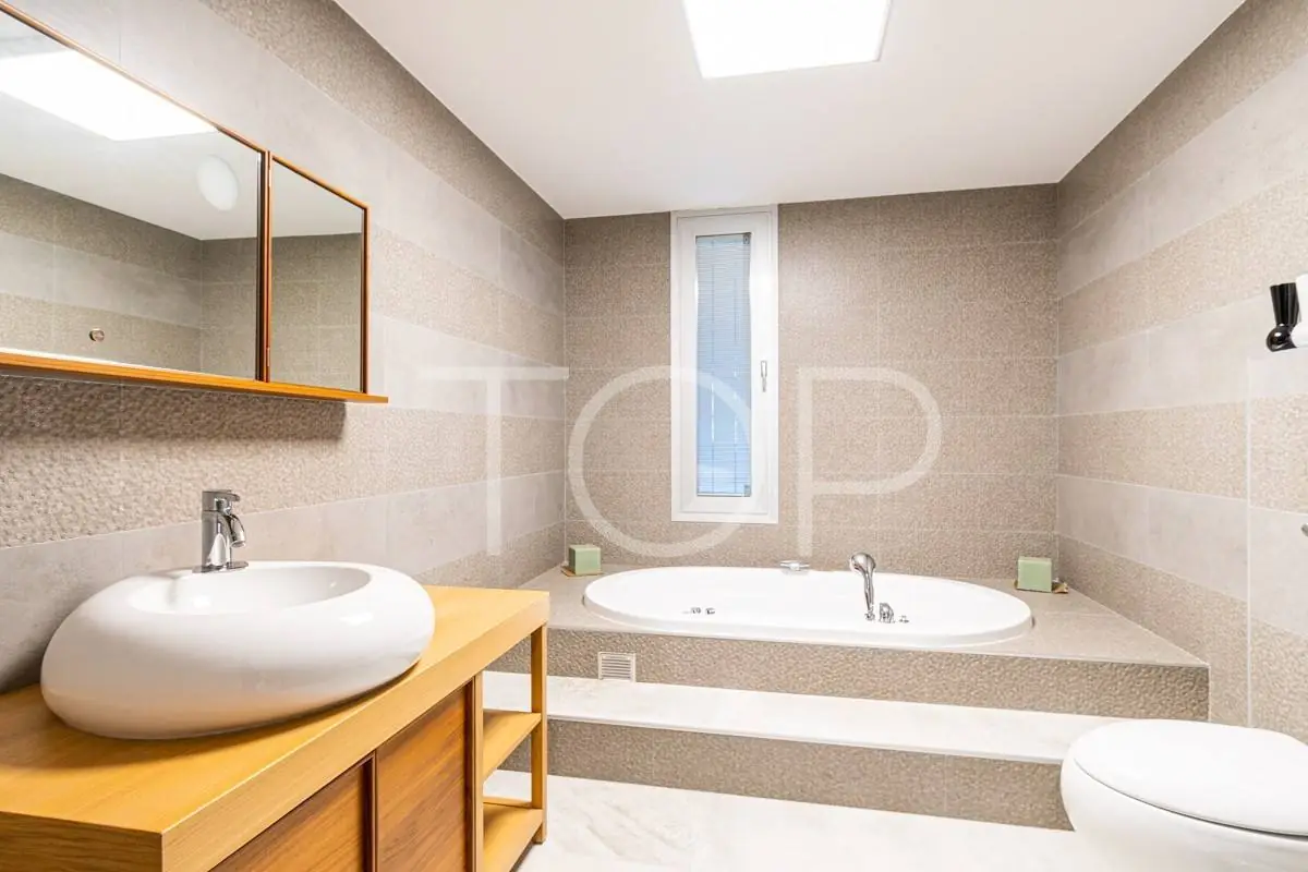 Villa-Golf-Costa-Adeje-Bathroom-Tenerife-1