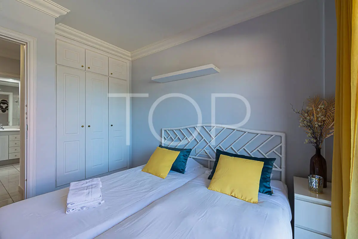 Apartament-El-Duque-Bedroom2-Tenerife-2