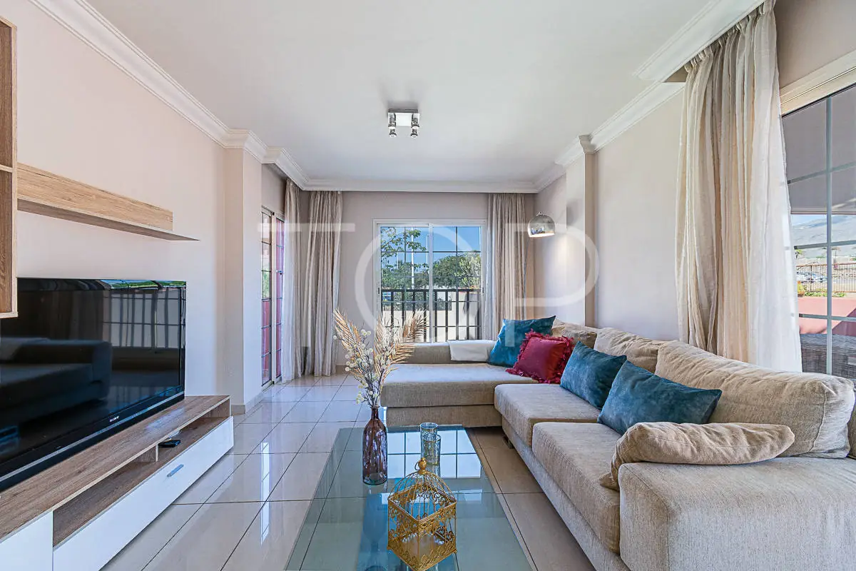 Apartament-El-Duque-Livingroom-Tenerife-2