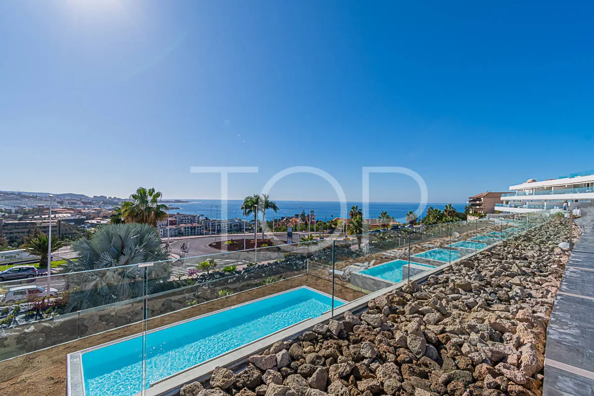 Baobab-Suites-Community-Pool-Costa Adeje-Tenerife-4