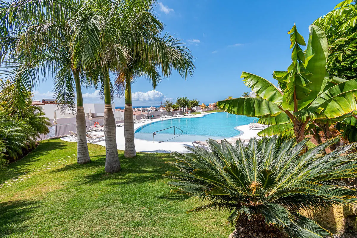 Magnolia-Golf-Resort-Community-Pool-Tenerife-3