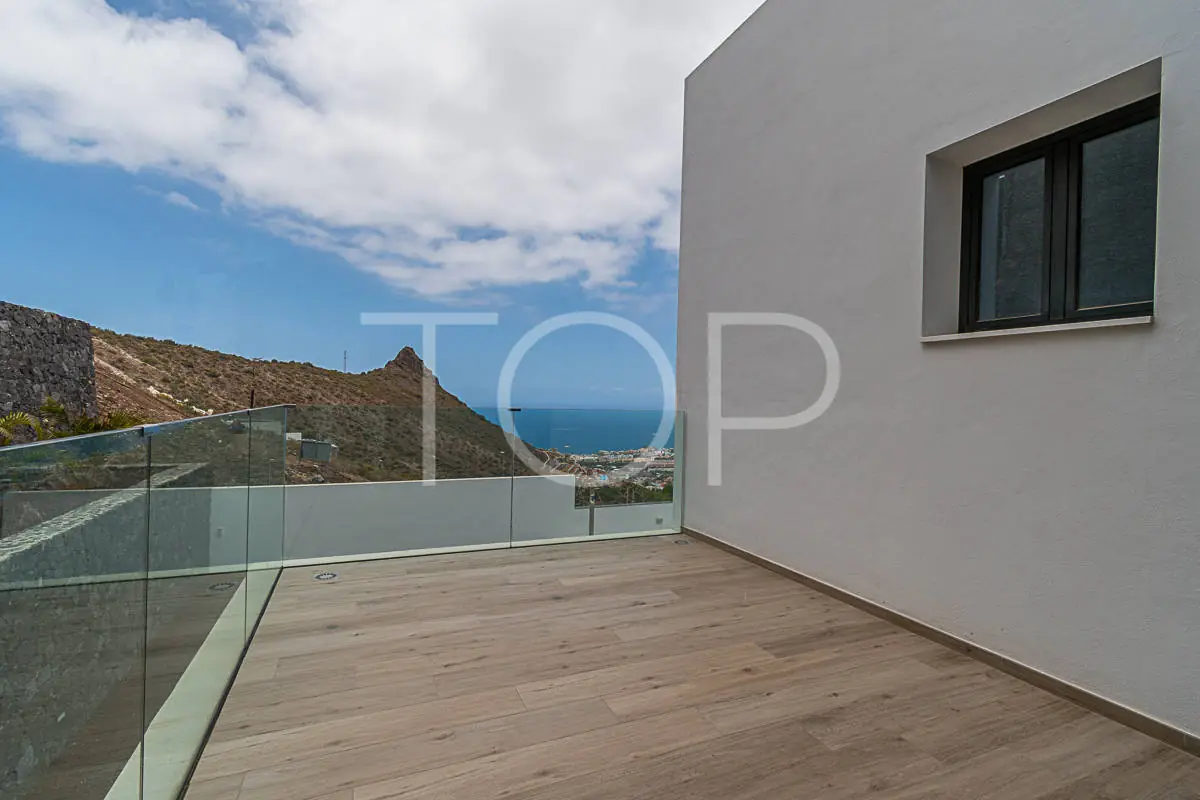 Villa-Roque-del-Conde-Balcony2-Tenerife