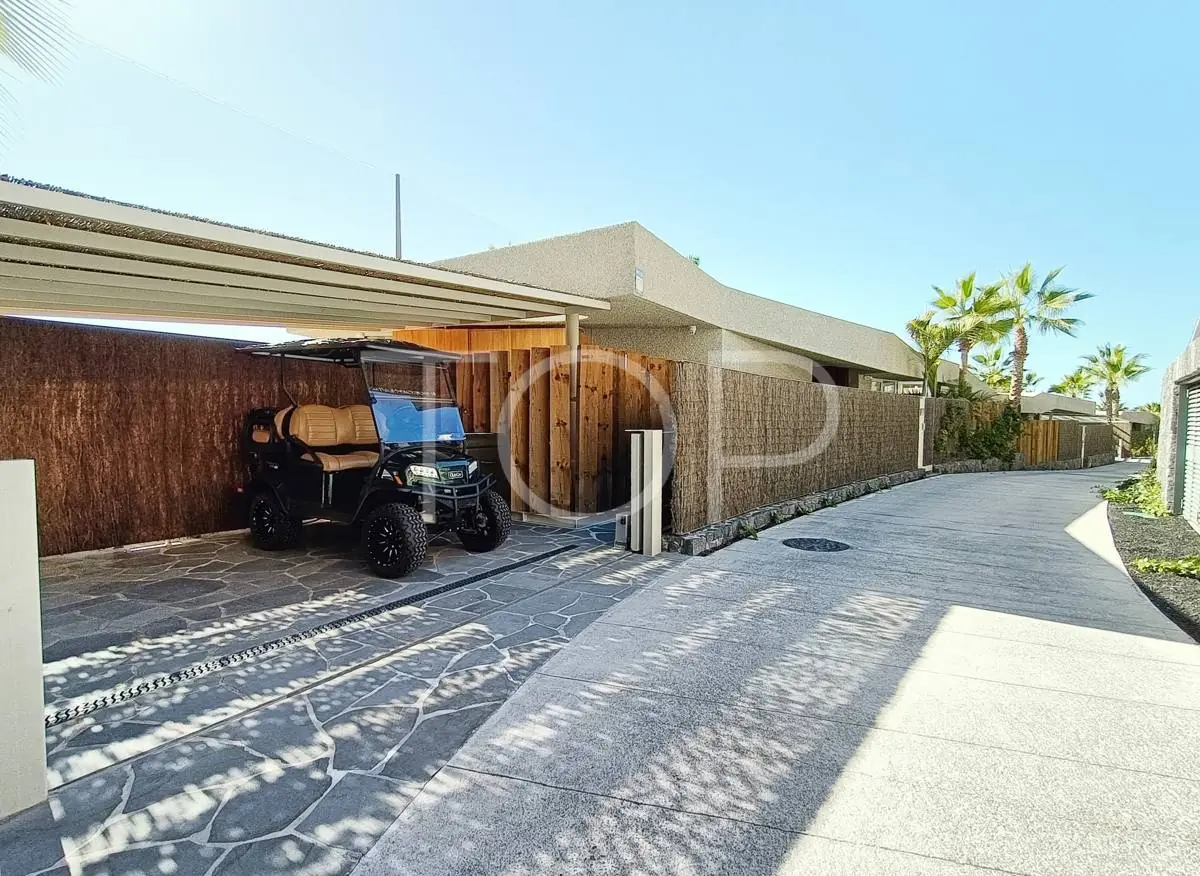 Bellevue-Villa-Abama-Carport-Tenerife