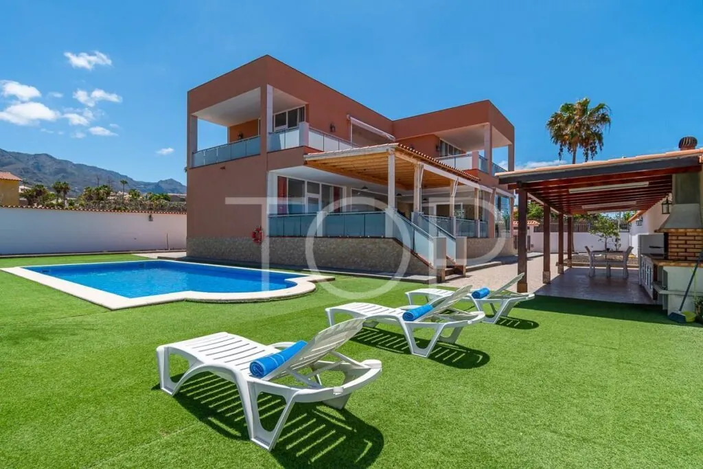 Villa-Property-Overview-Playa-Paraiso-Tenerife-1