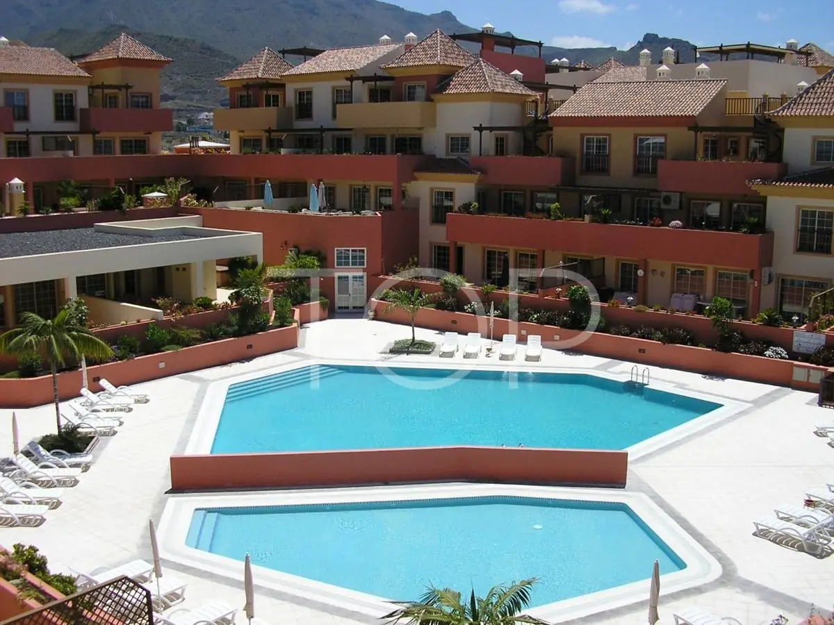 Terrazas-Del-Duque-Community-Pool-Tenerife-2