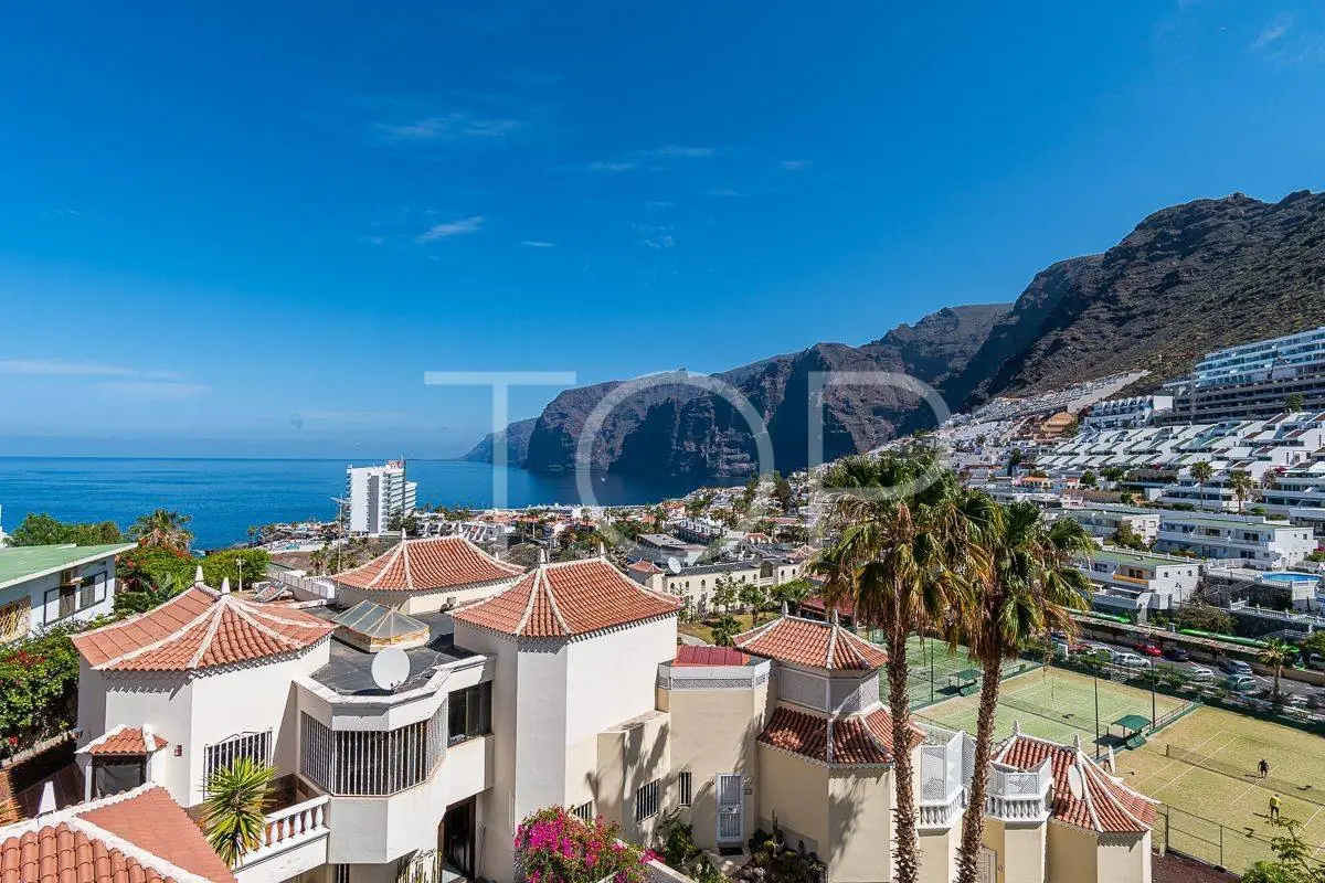 Gigansol-Del-Mar-Views-Los-Gigantes-Tenerife-1