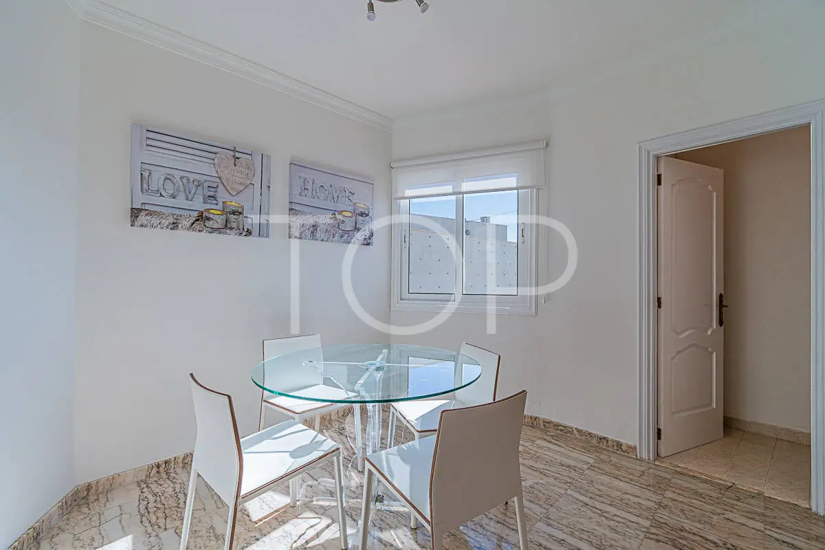 House-La-Caleta-Kitchen-Tenerife-5