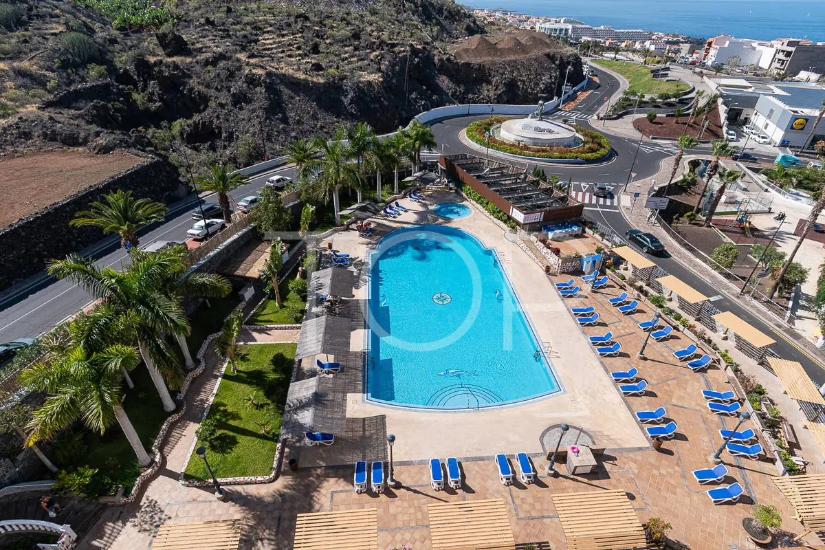 Gigansol-Del-Mar-Community-Pool-Los-Gigantes-Tenerife-2