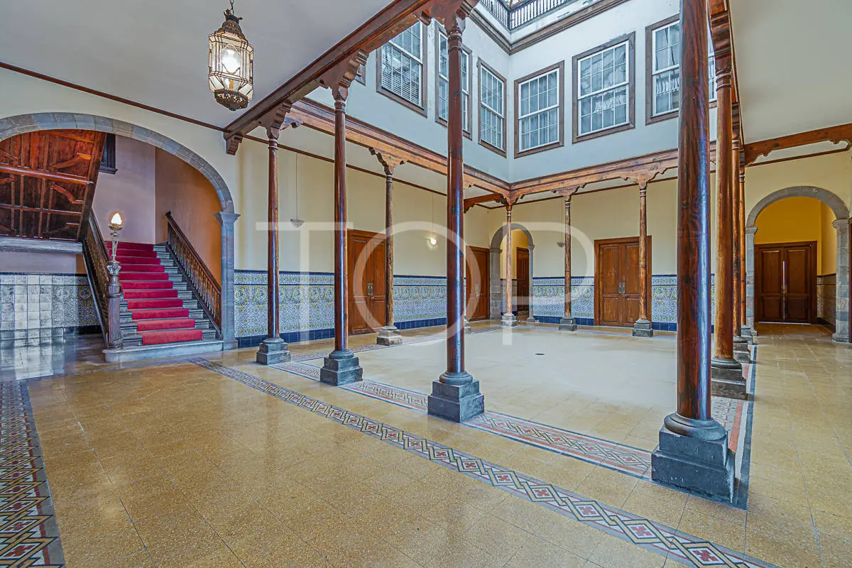 Mansion-La-Orotava-Stairs-Tenerife