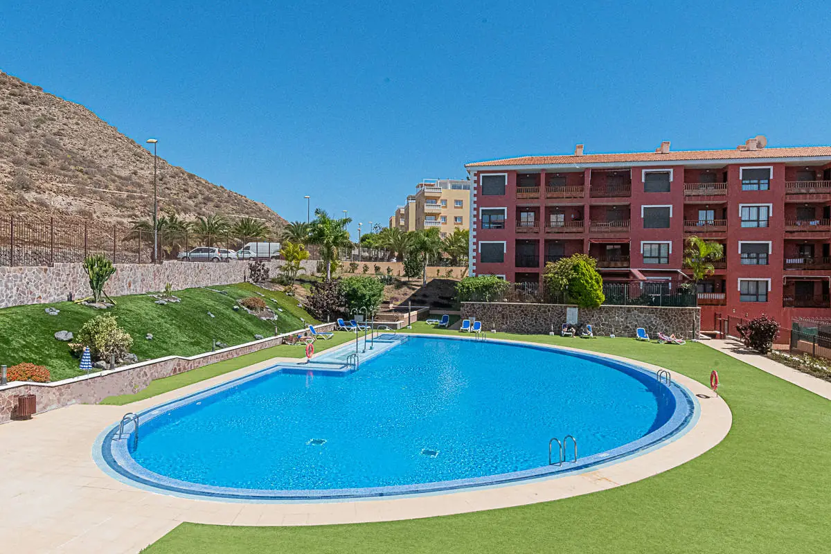 El-Mocan-Community-Pool-El-Palm-Mar-Tenerife-3