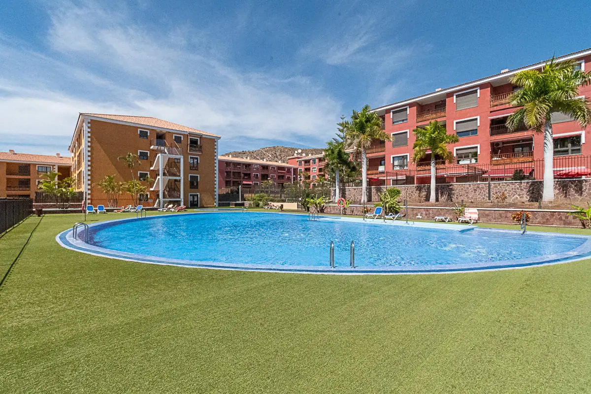 El-Mocan-Community-Pool-El-Palm-Mar-Tenerife-5