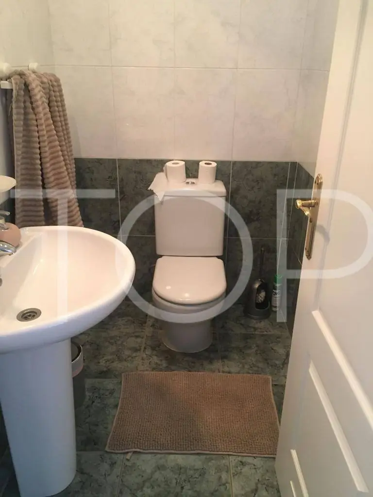 Apartment 28-Bellamar II-Guest Toilet