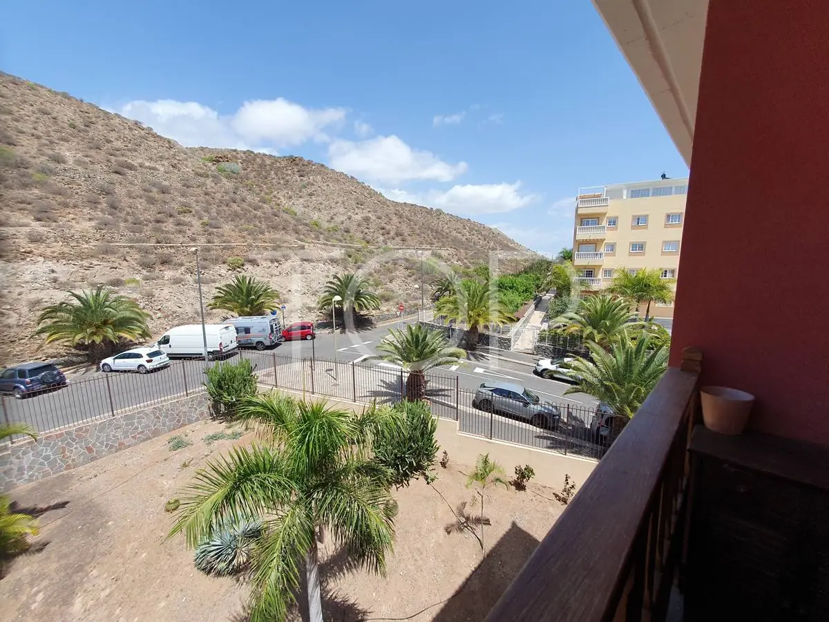 Apartment-El-Palm-Mar-Balcony-Views_2-Tenerife