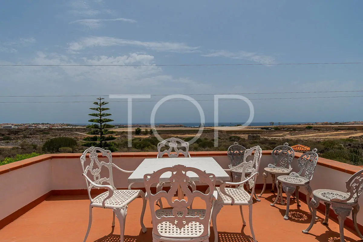 Haus-Costa-del-Silencio-Ansichten-Teneriffa-6