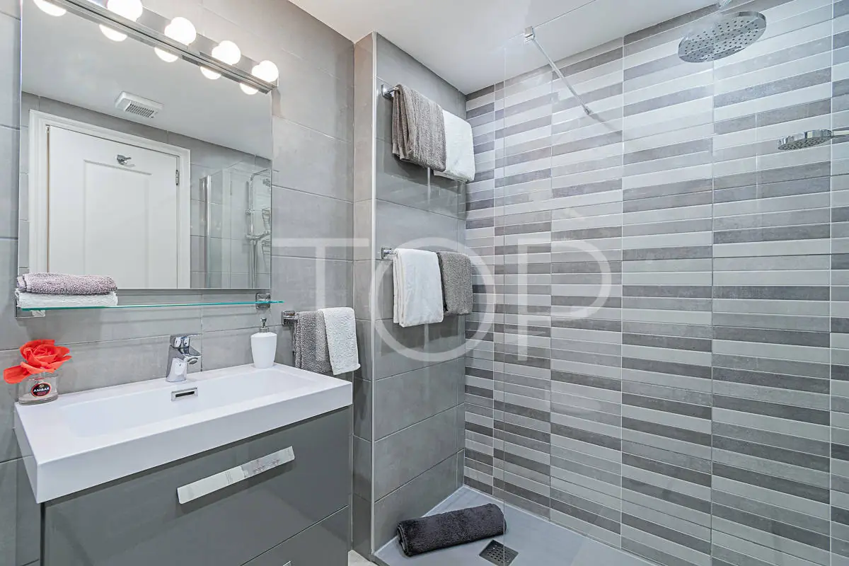 Apartment-Paraiso-del-Palm-Mar-Bathroom-Palm-Mar-Tenerife