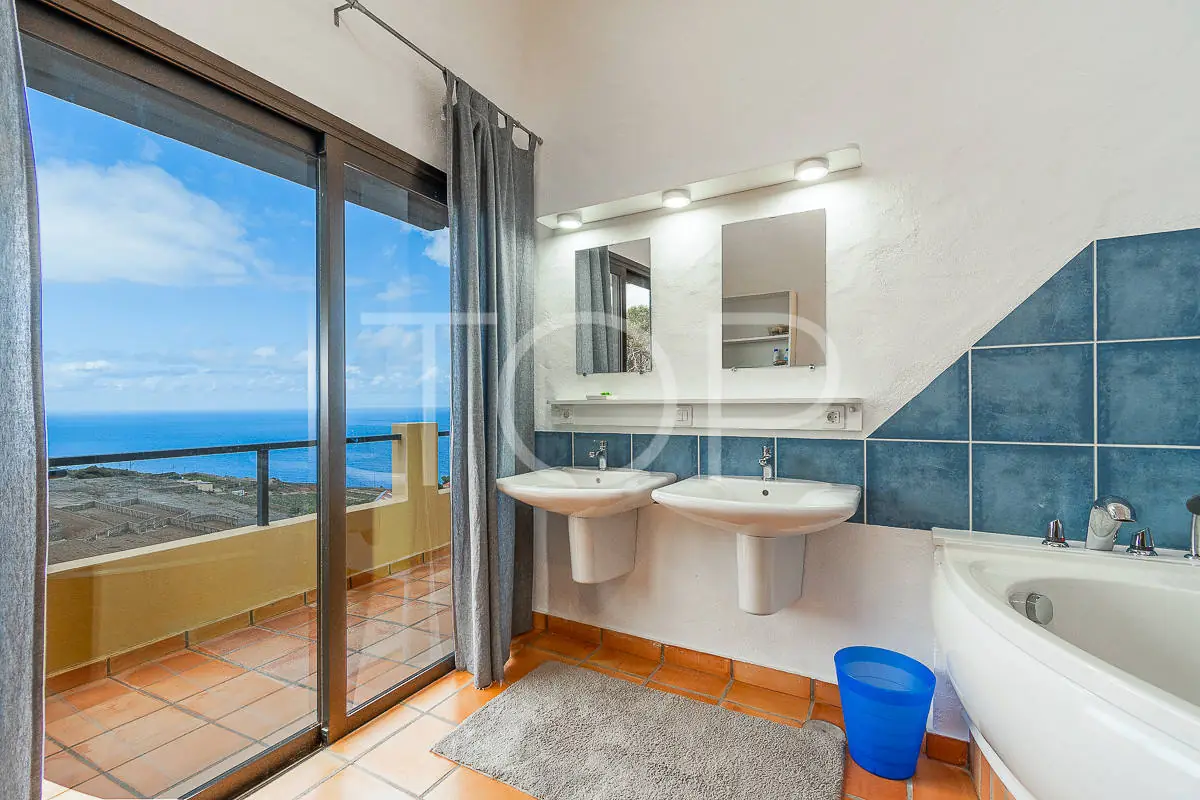 Villa-San-Juan-de-la-Rambla28-Badezimmer2-Teneriffa-2