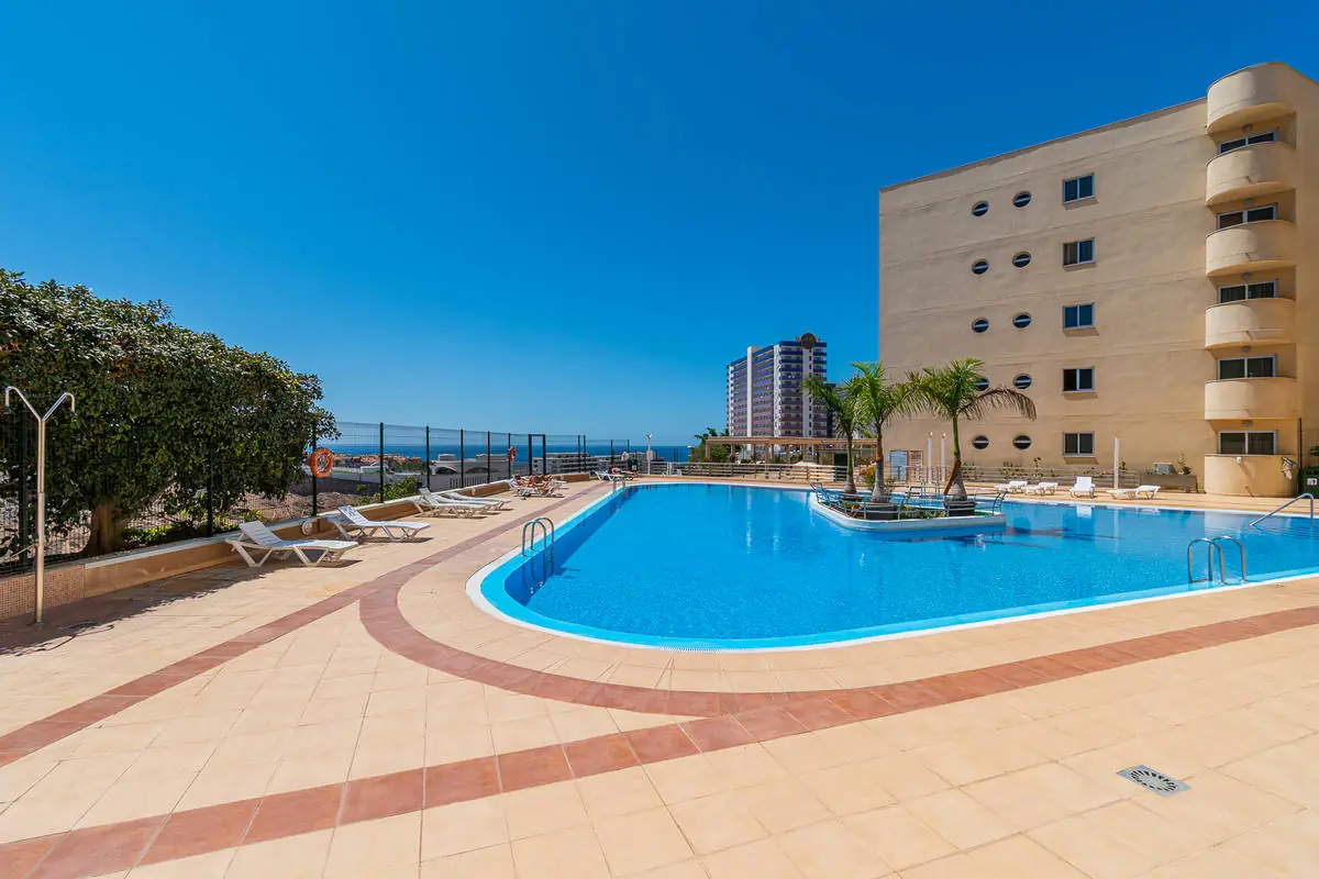 Sol-Paraiso-Community-Pool-Playa-Paraiso-Tenerife-2