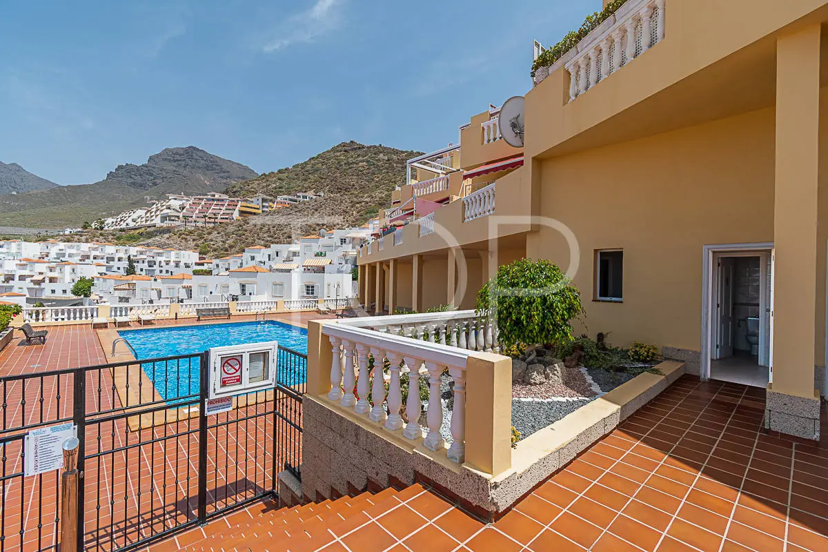 Apartment-Costa-Adeje-Swimmingpool1-Tenerife-1