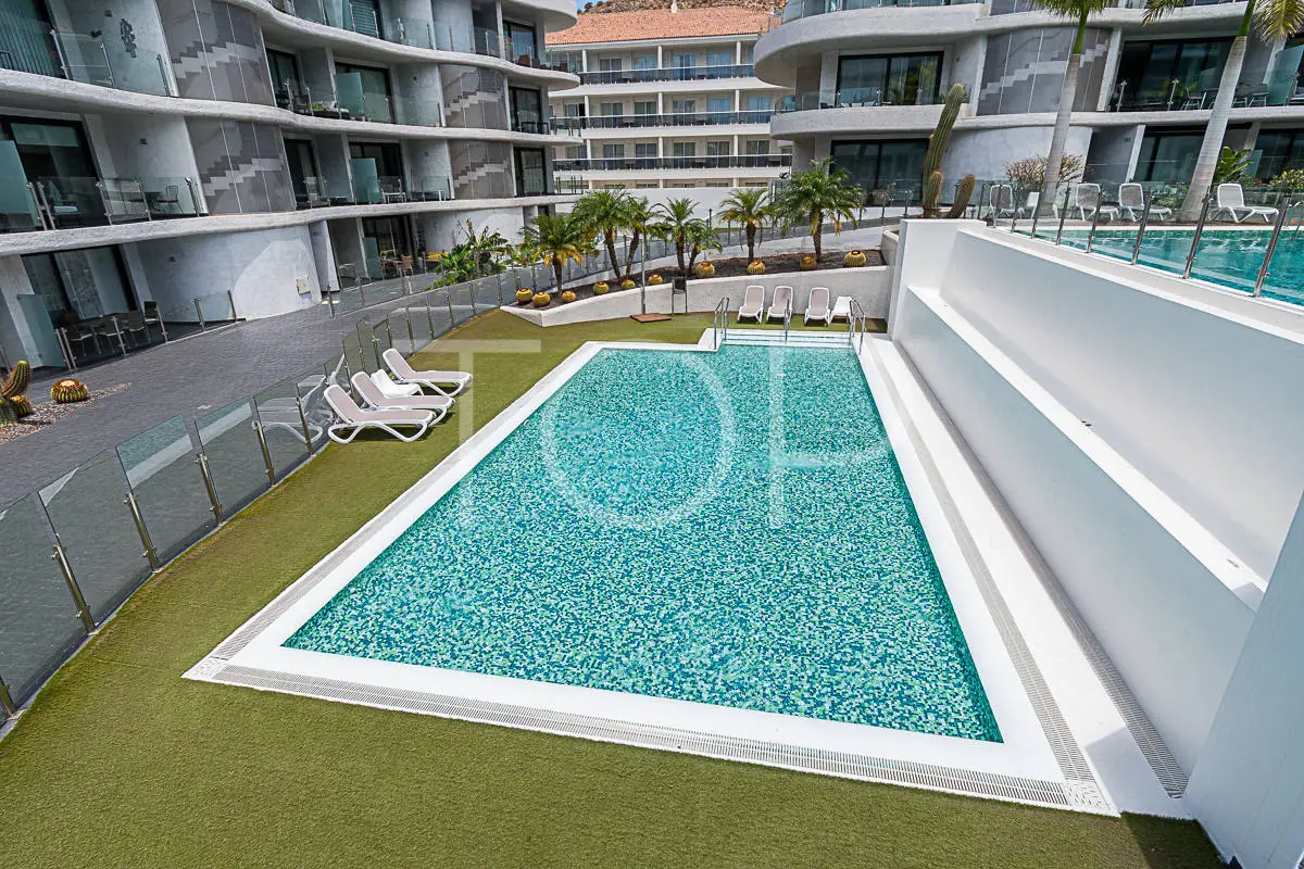 Apartment-El-Palm-Mar-Children_s-pool -Tenerfe-1