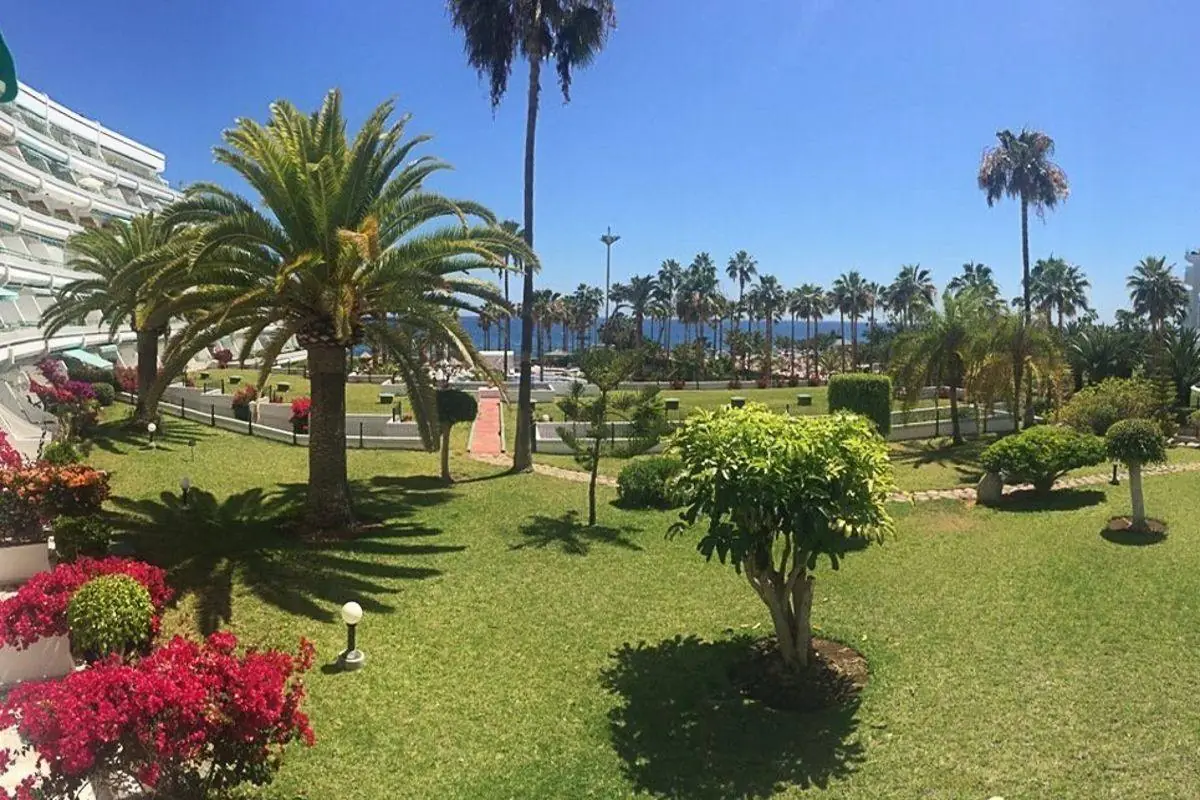 Altamira-Costa-Adeje-Green-areas-Tenerife