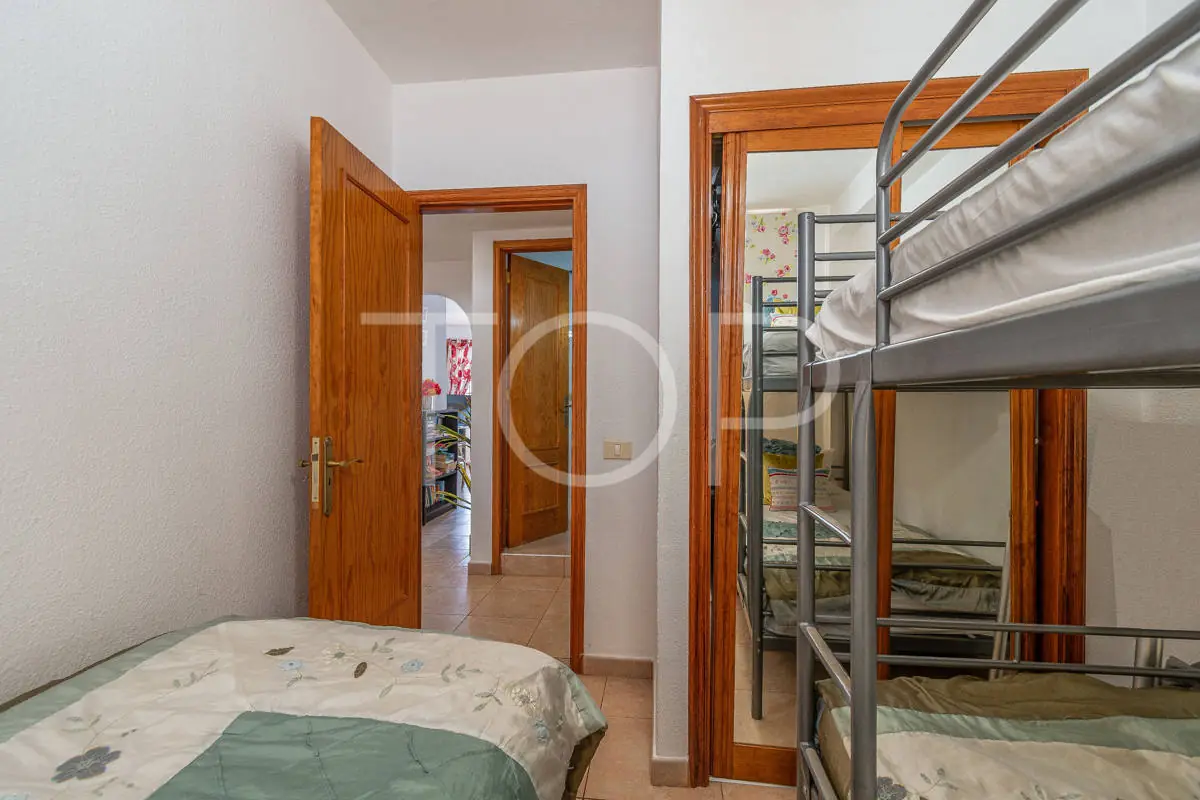 Apartment-Los-Cristianos-Bedroom2-Tenerife-2