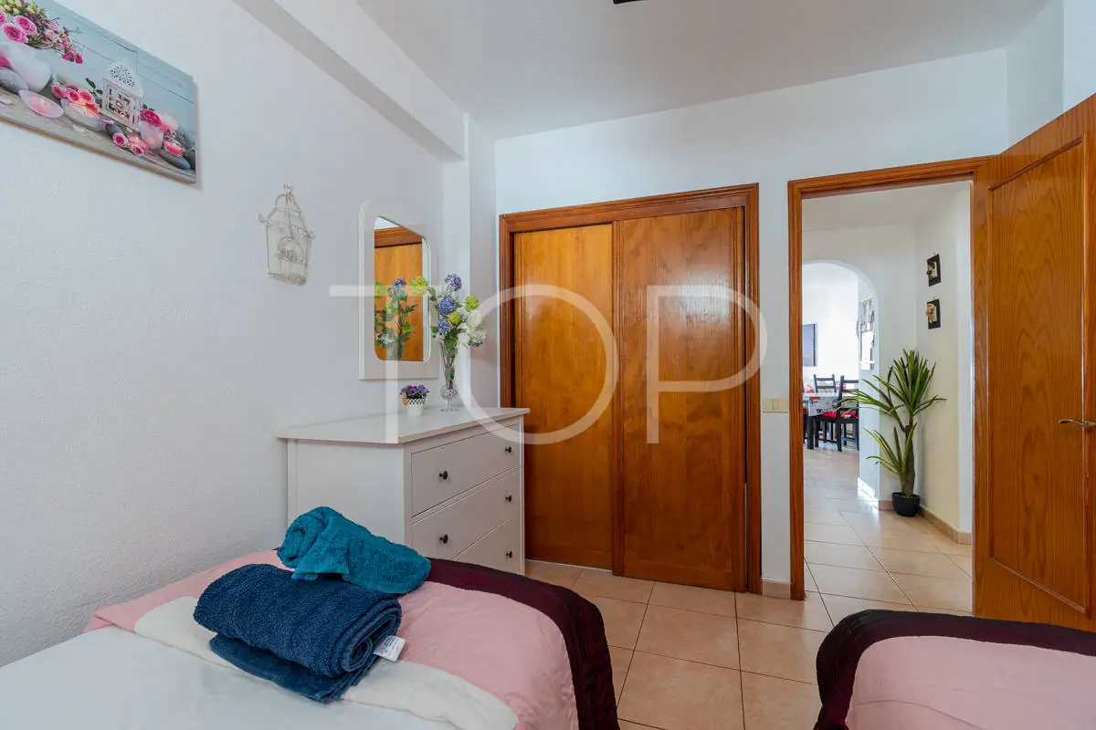 Apartment-Los-Cristianos-Bedroom1-Tenerife-2