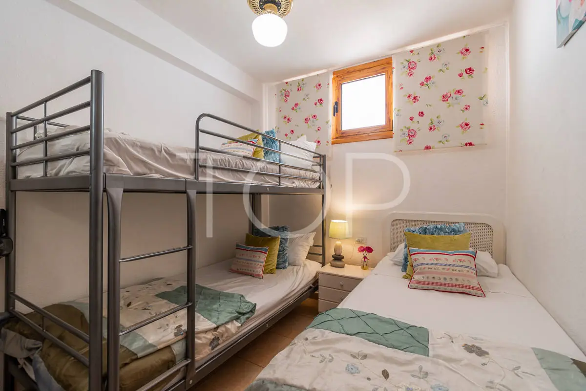 Apartment-Los-Cristianos-Bedroom2-Tenerife-1