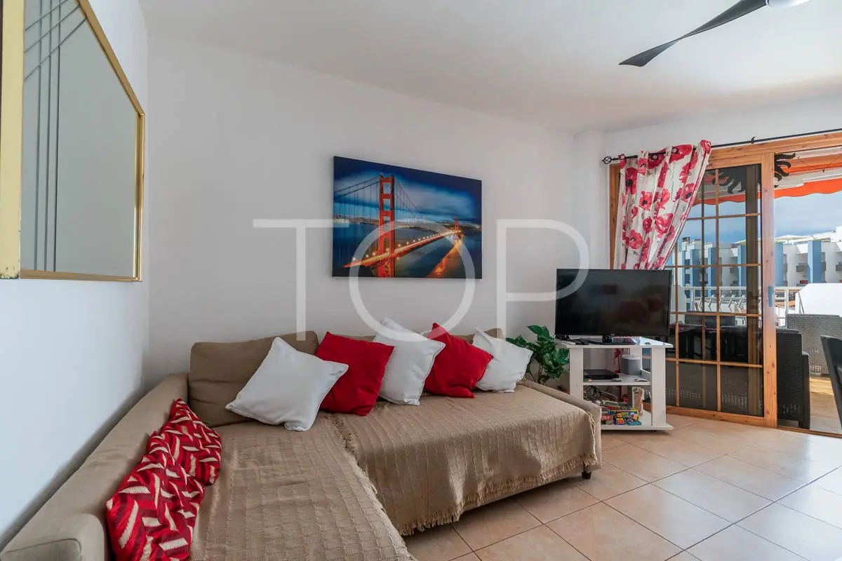 Apartment-Los-Cristianos-Livingroom-Tenerife-1