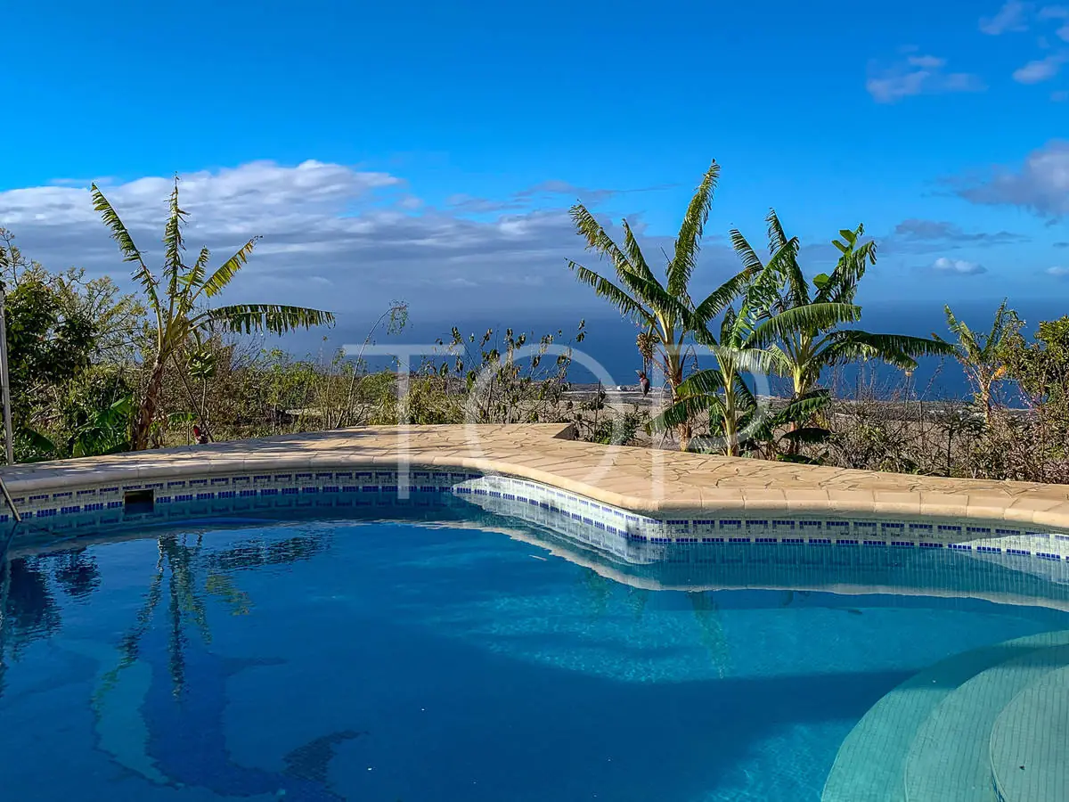 Finca-Pool-Ausblick-Guia-de-Isora-Teneriffa-2