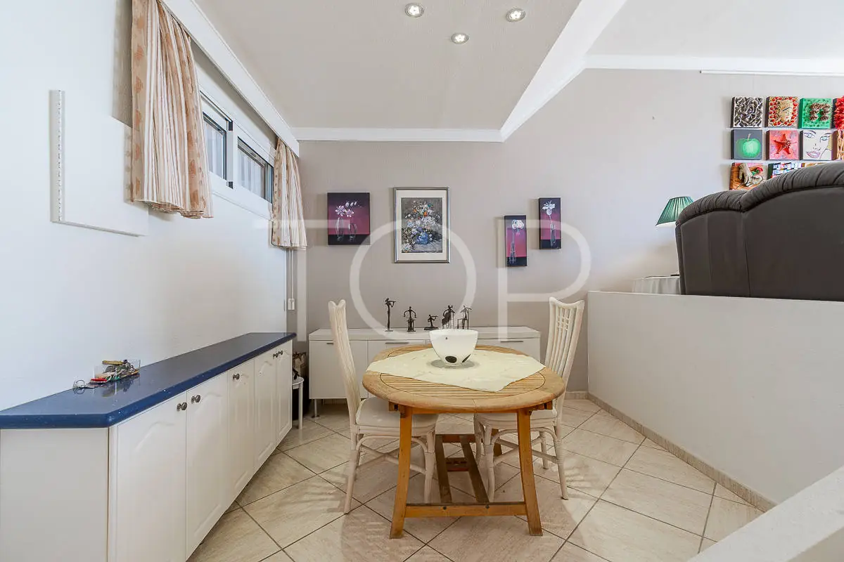 Penthouse-San-Eugenio20-Diningroom-Tenerife-2